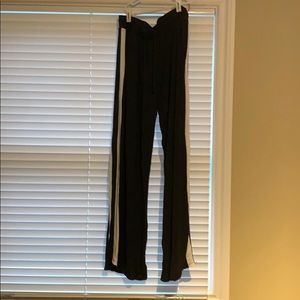 3  For $15 White pants New L